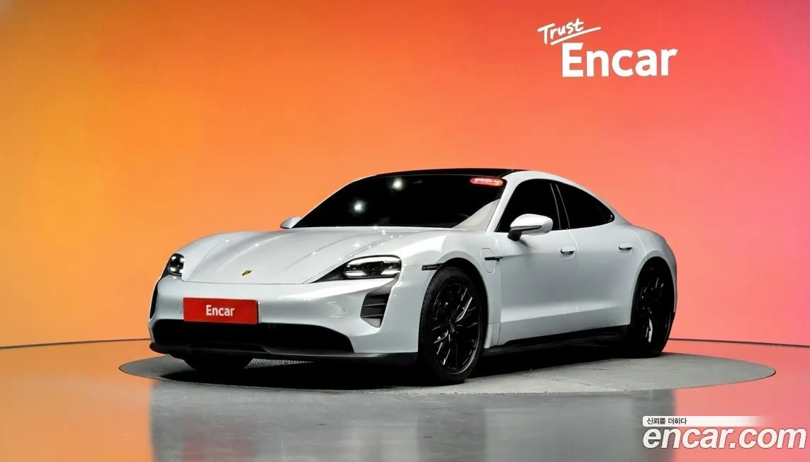 Porsche Taycan