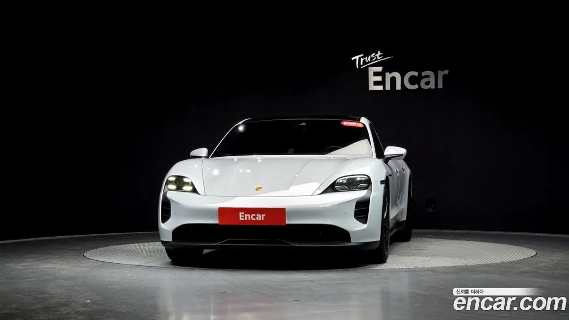 Porsche Taycan 2023 из KR, фото 3