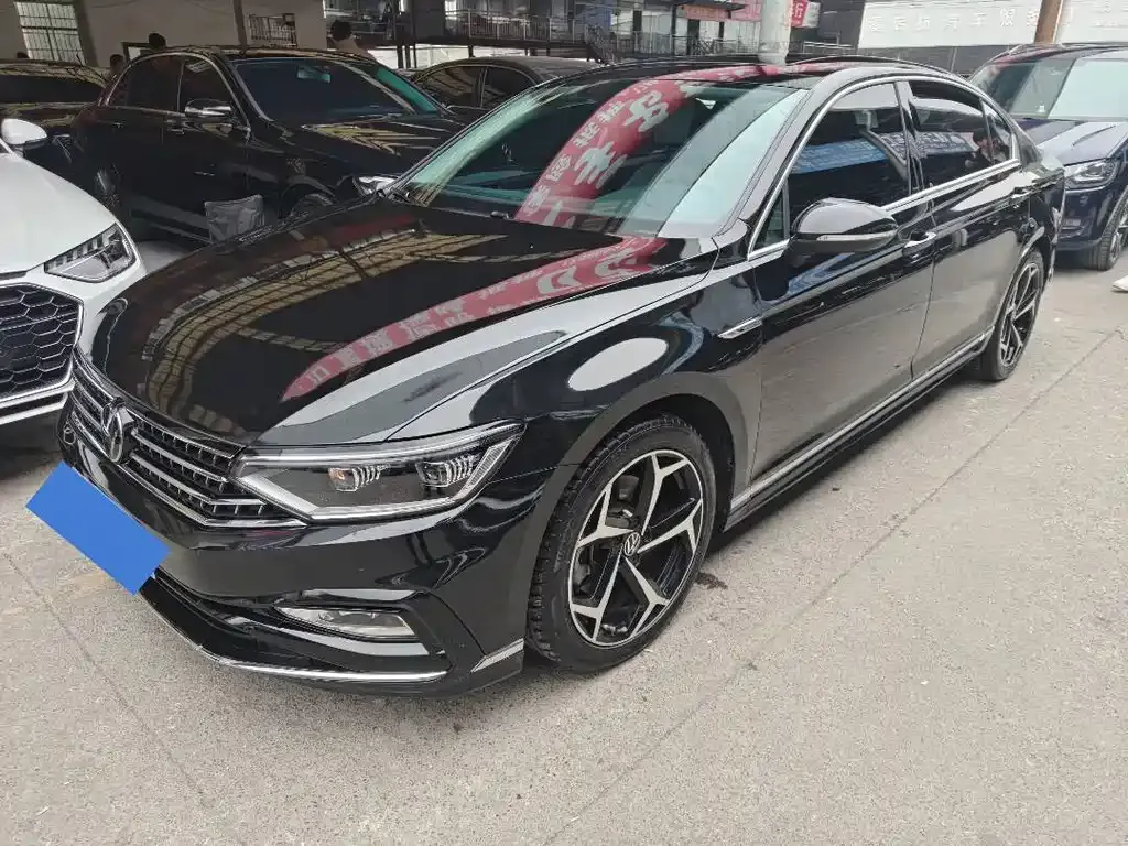 Volkswagen Magotan 2023 из CN, фото 1