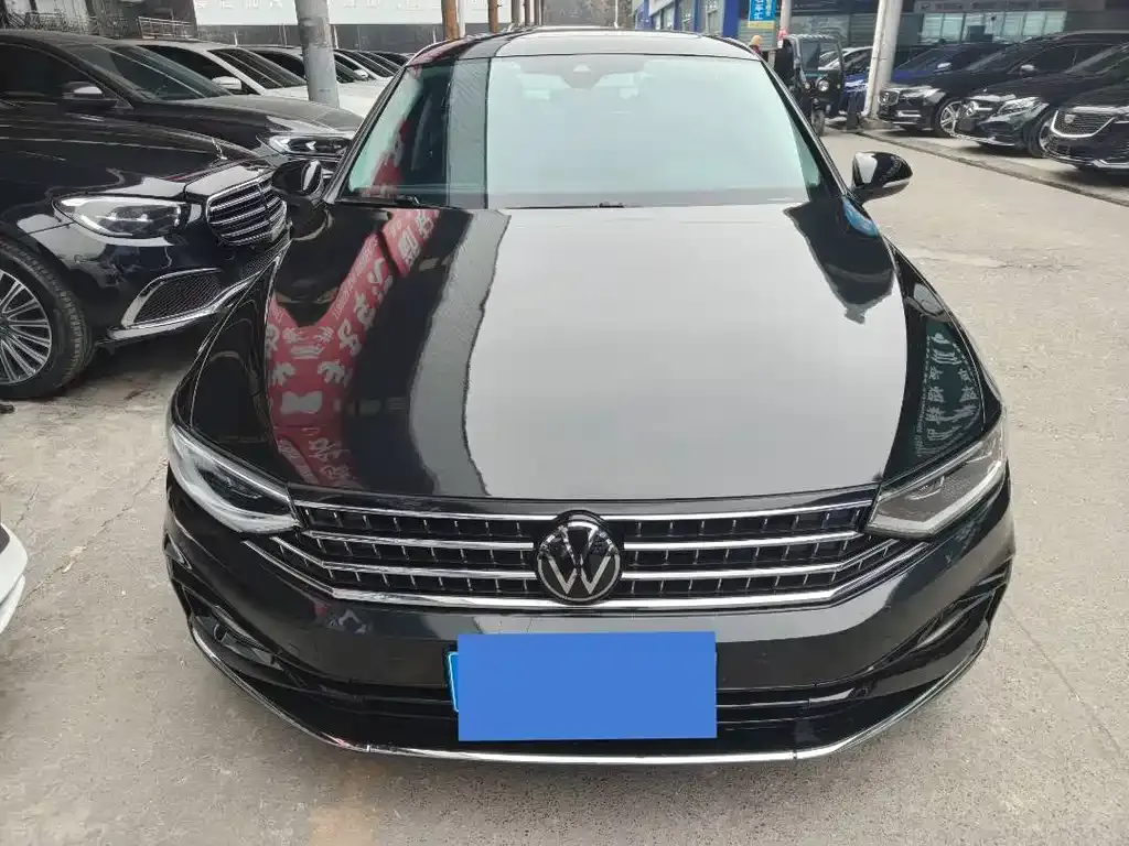 Volkswagen Magotan 2023 из CN, фото 3