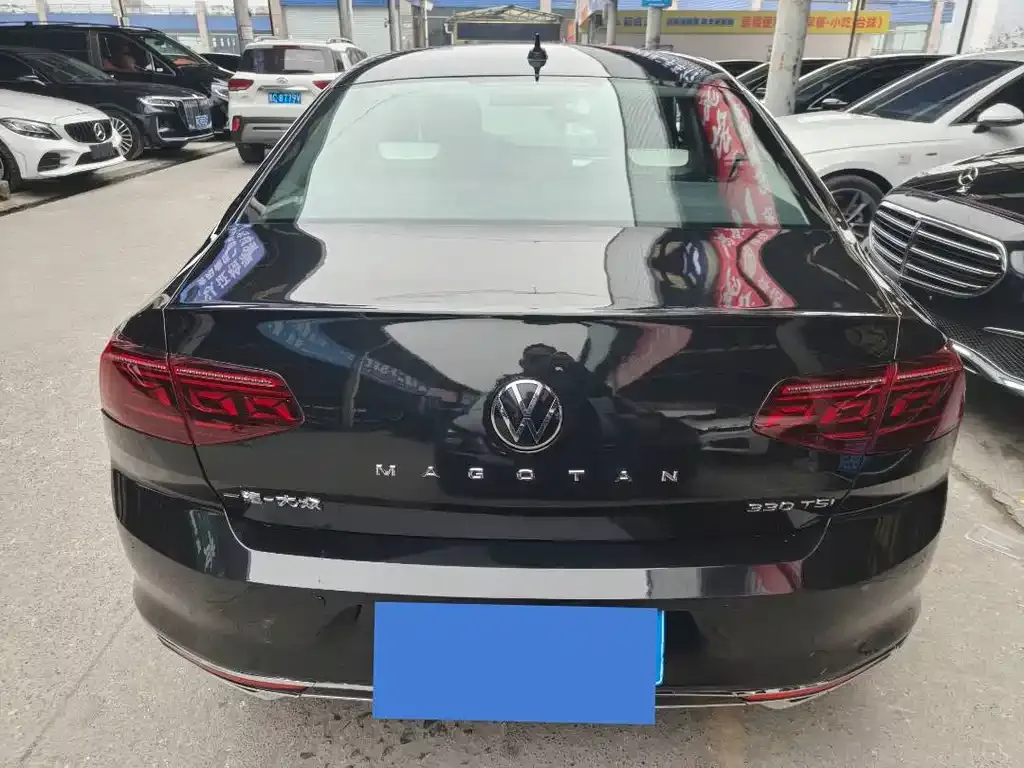 Volkswagen Magotan 2023 из CN, фото 2