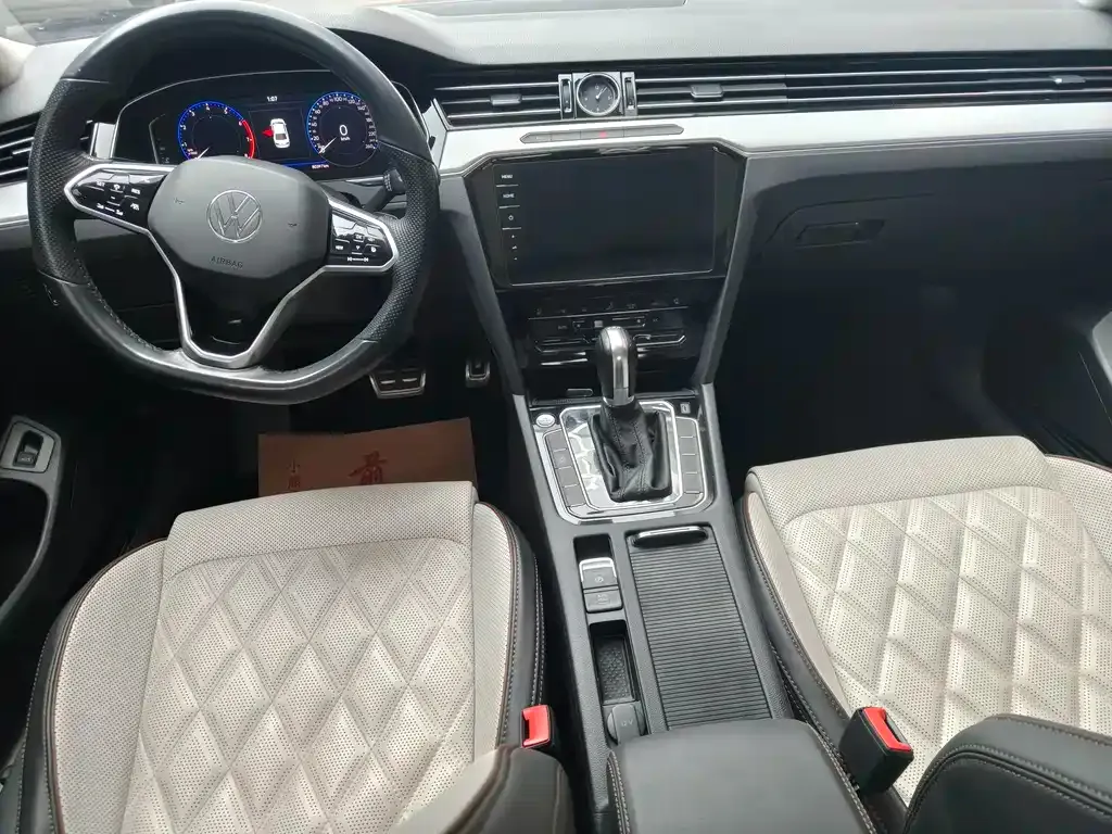 Volkswagen Magotan 2023 из CN, фото 7