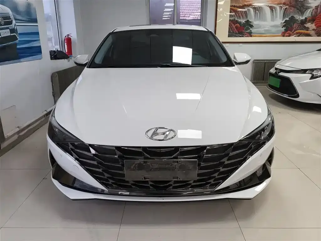 Hyundai Elantra 2022 из CN, фото 4