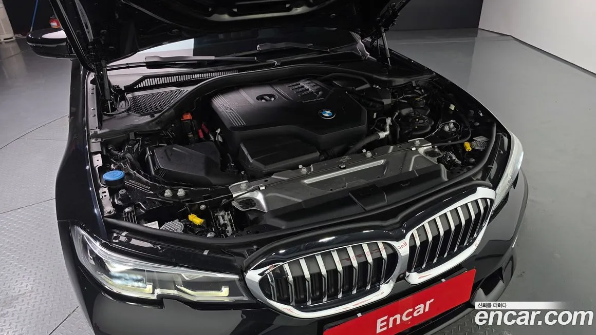 BMW 3-Series 2021 из KR, фото 8