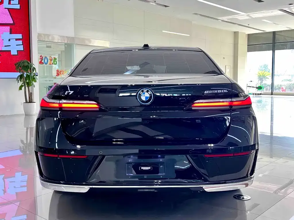 BMW i7 2024 из CN, фото 3