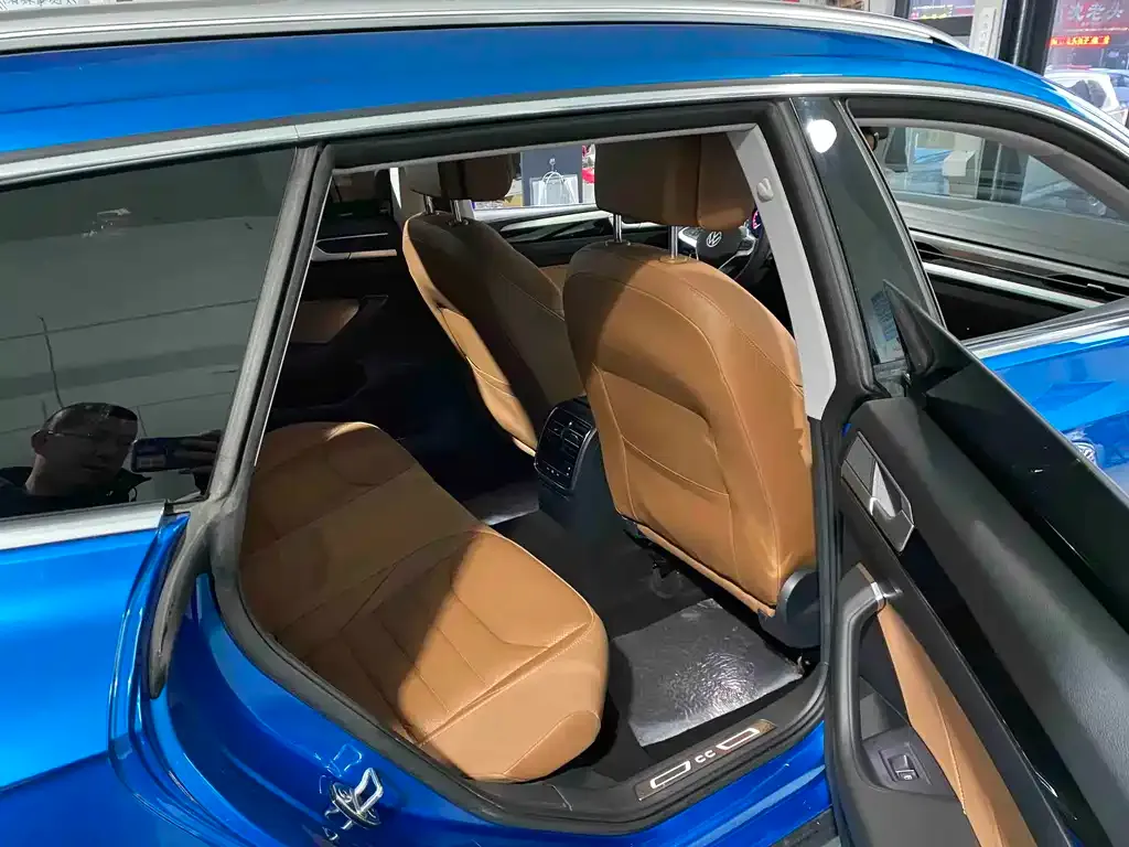 Volkswagen CC 2021 из CN, фото 9
