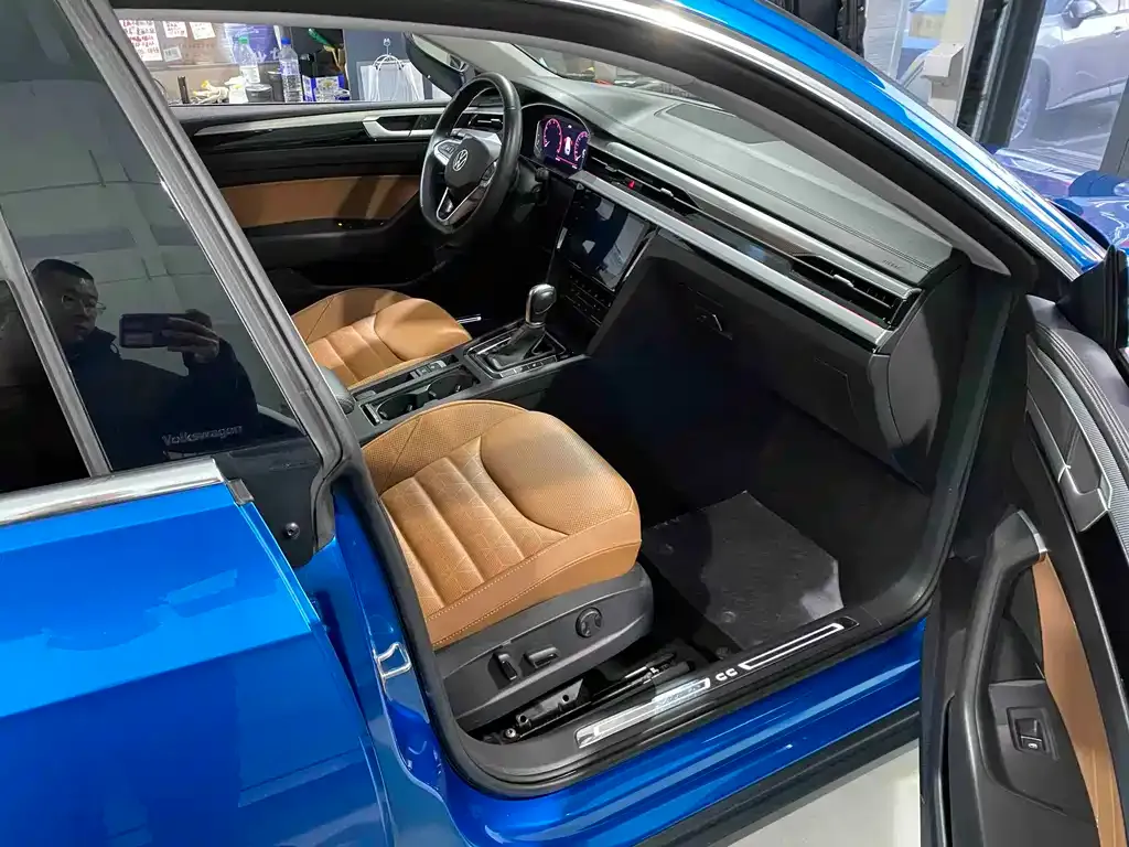 Volkswagen CC 2021 из CN, фото 10