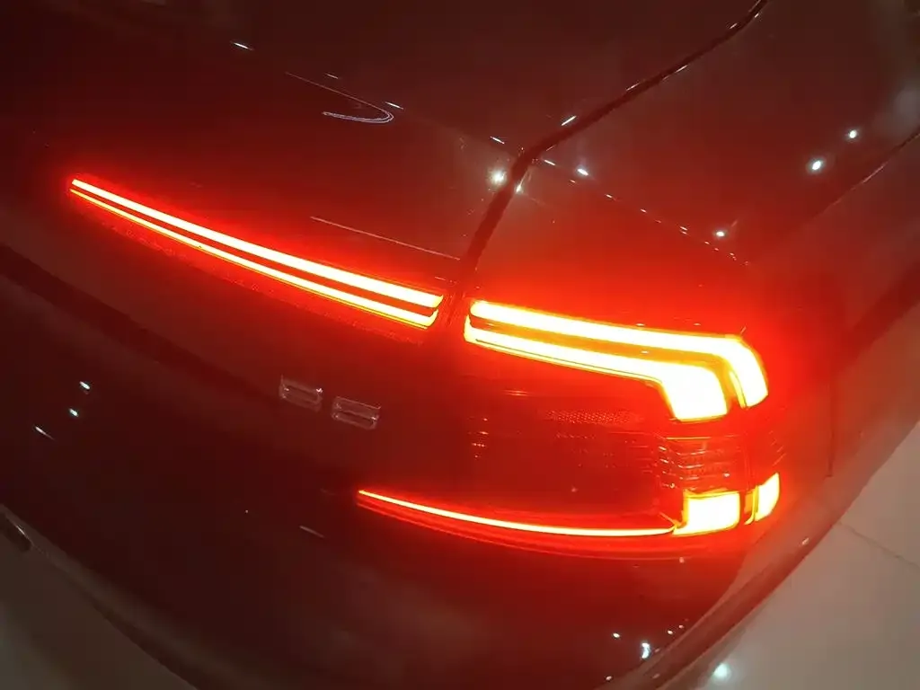 Volvo S90 2022 из CN, фото 7