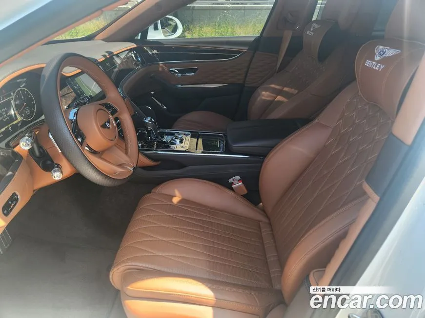 Bentley Flying Spur 2021 из KR, фото 10