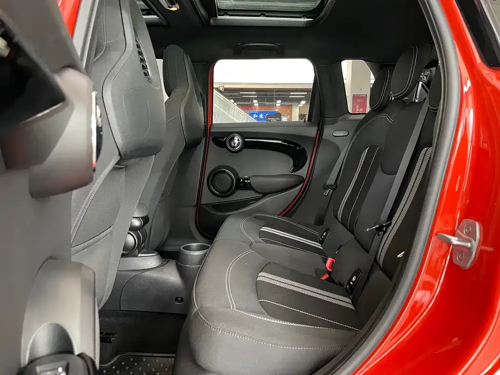 MINI Cooper (3-door) 2021 из CN, фото 6
