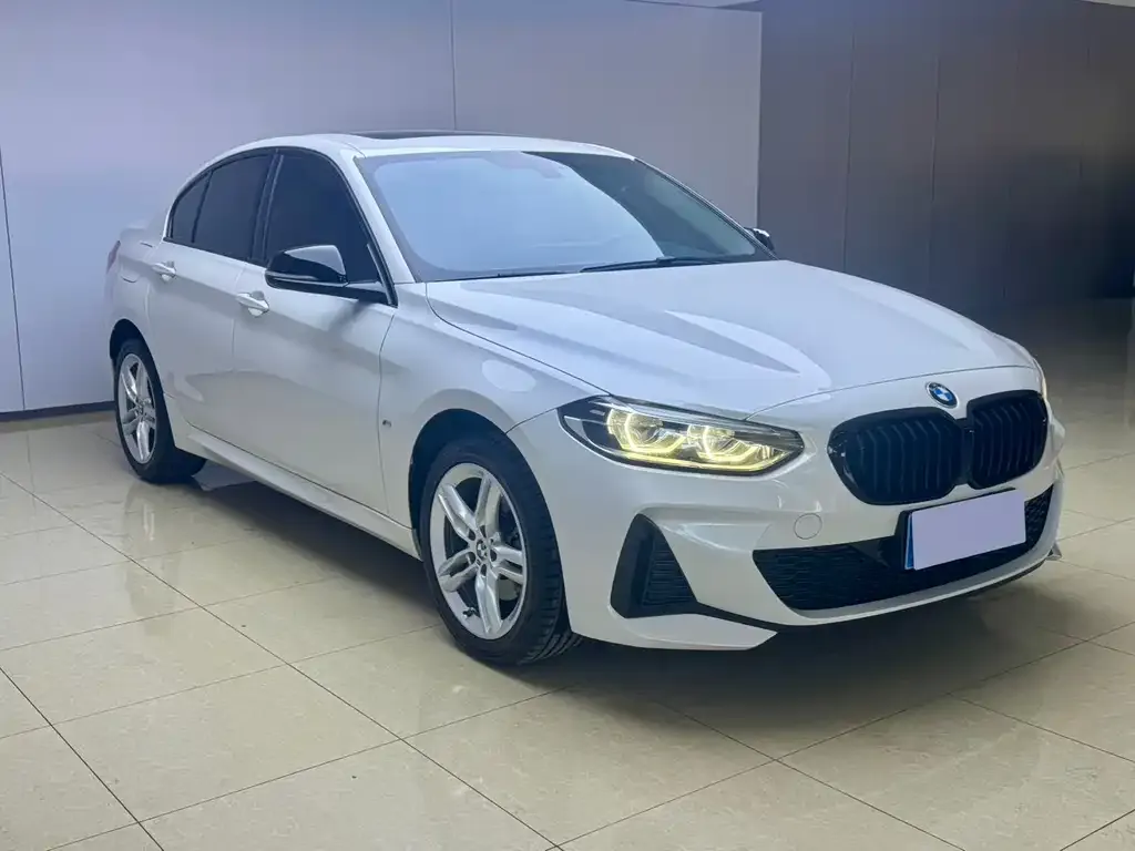BMW 1 Series 2022 из CN, фото 10