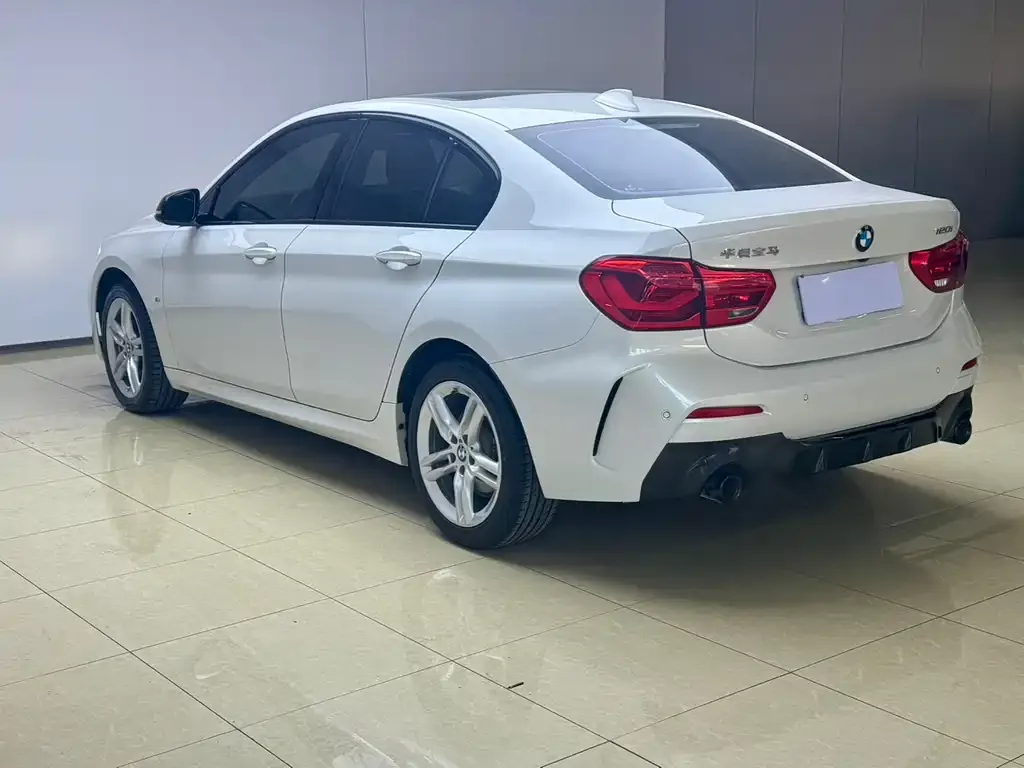 BMW 1 Series 2022 из CN, фото 7