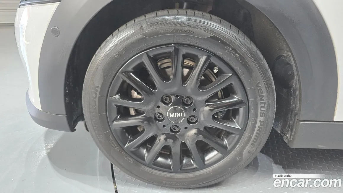 Mini Cooper 2024 из KR, фото 10