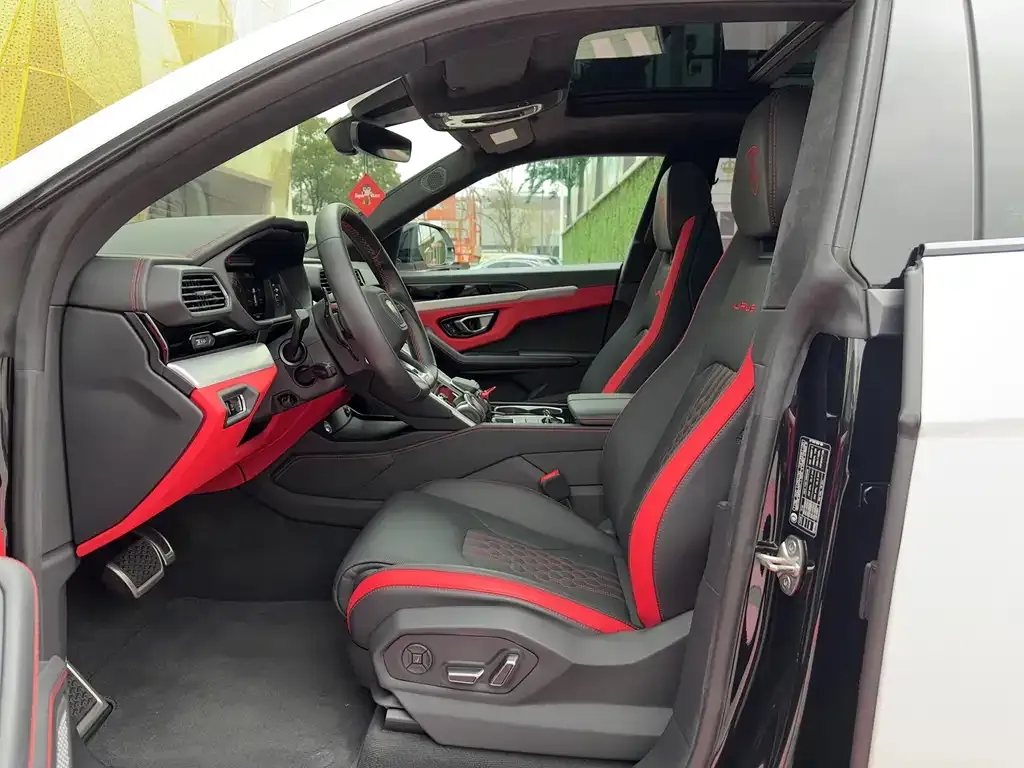 Lamborghini Urus 2023 из CN, фото 4