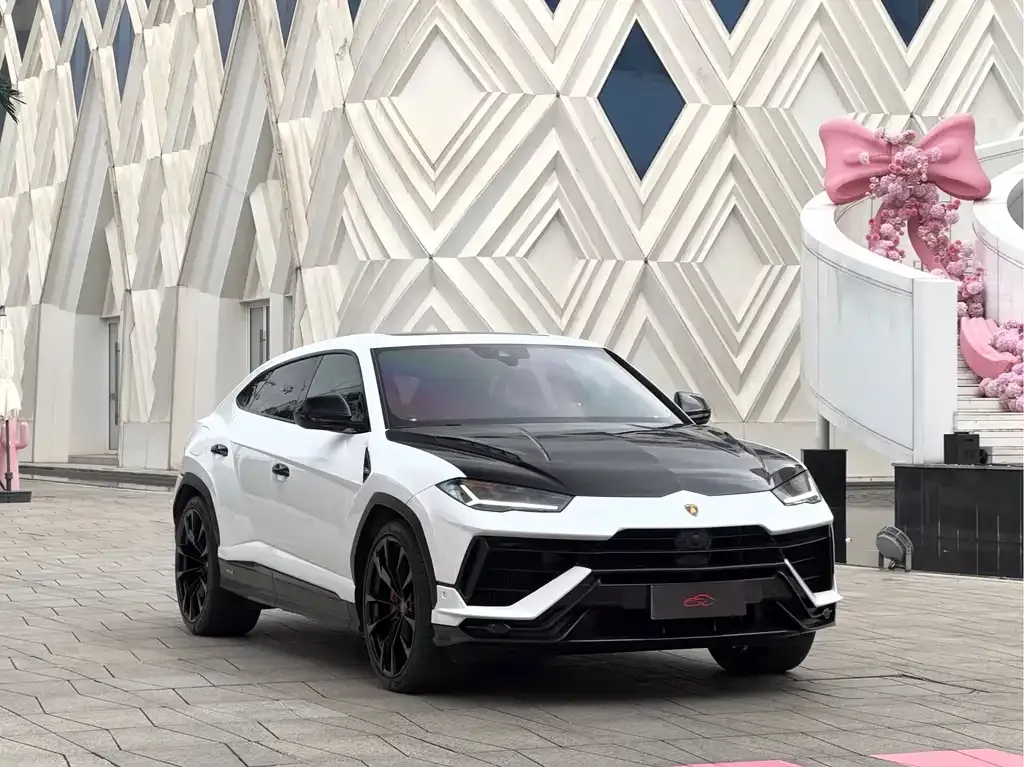 Lamborghini Urus 2023 из CN, фото 8