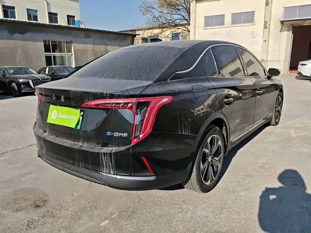 Hongqi E-QM5 2024 из CN, фото 7