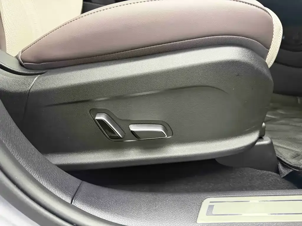 BYD PLUS New Energy 2025 из CN, фото 7