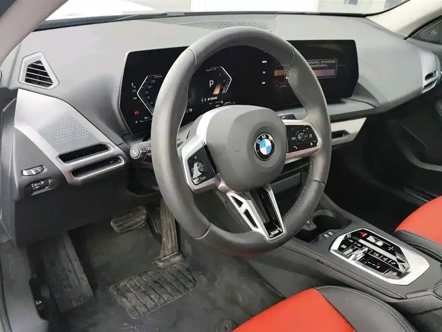 BMW 2 Series 2025 из CN, фото 10