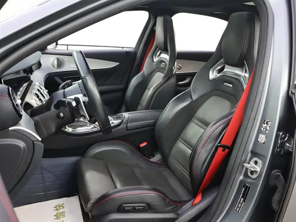Mercedes-Benz E-Class AMG — фото 5