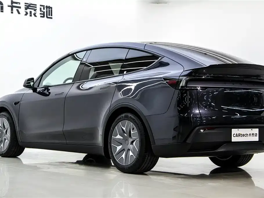 Tesla Model Y L 2025 из CN, фото 6
