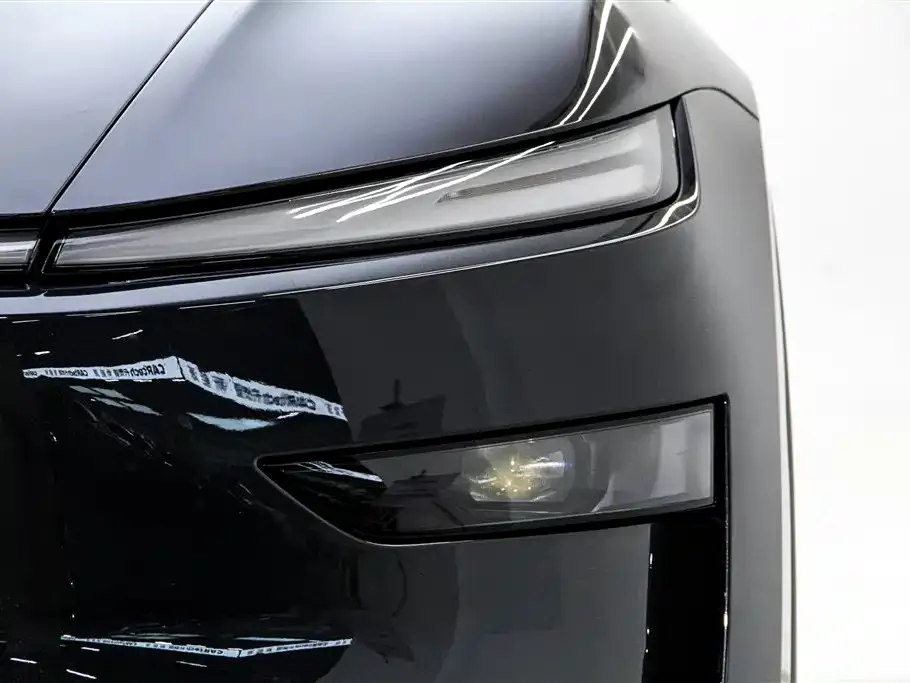 Tesla Model Y L 2025 из CN, фото 8