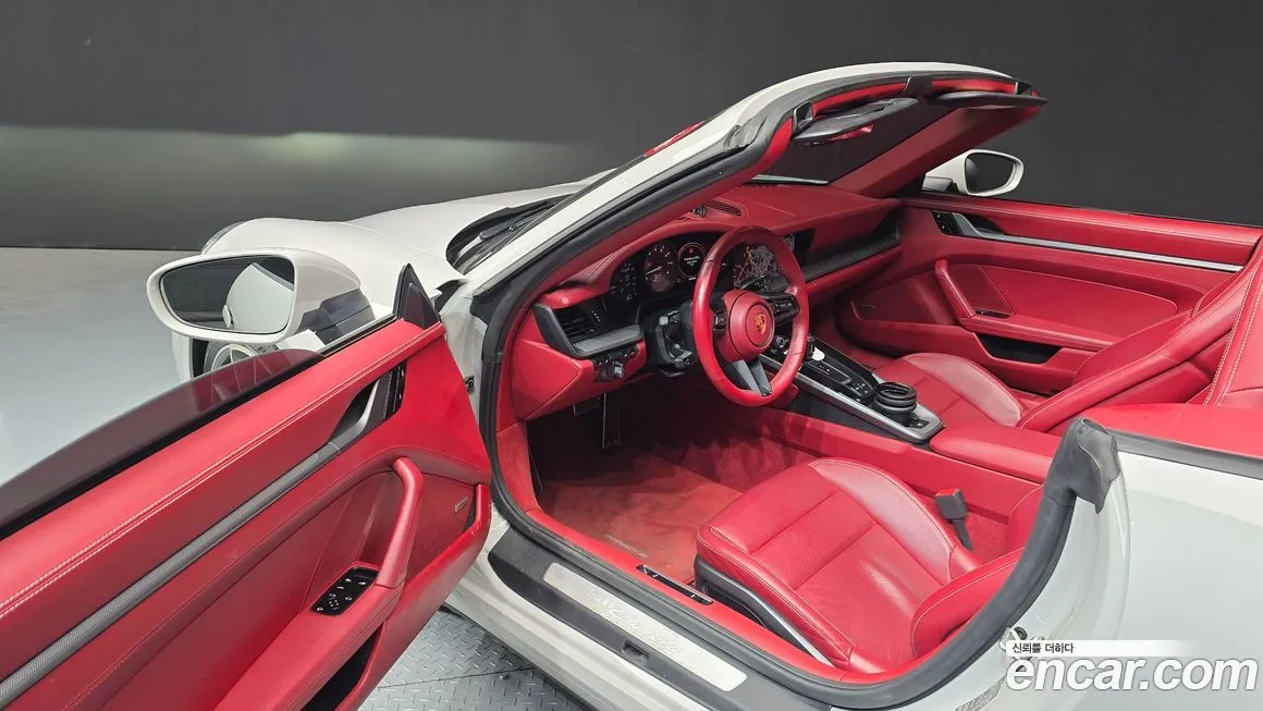 Porsche 911 2021 из KR, фото 10