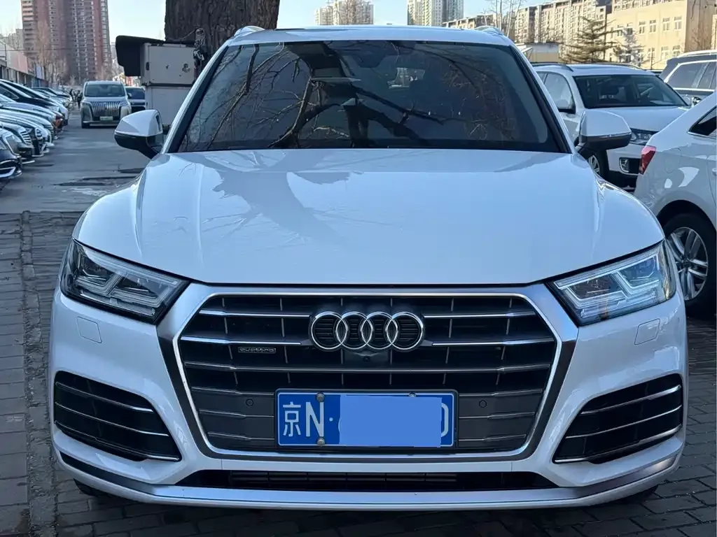 Audi Q5L 2021 из CN, фото 7