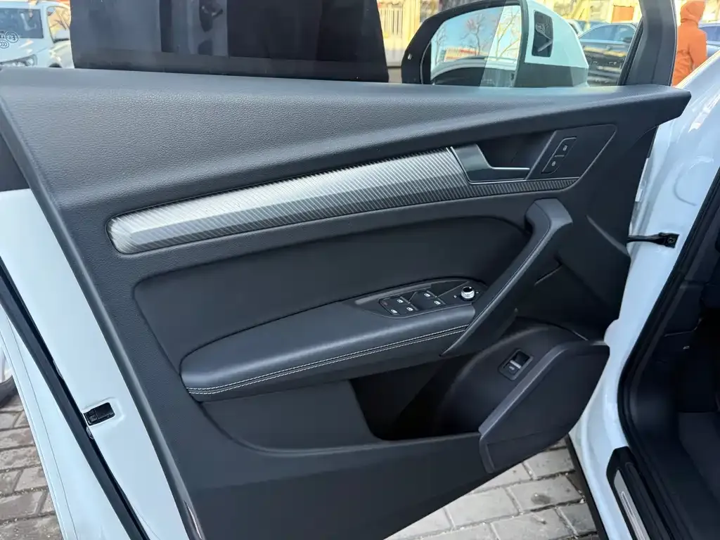 Audi Q5L 2021 из CN, фото 9