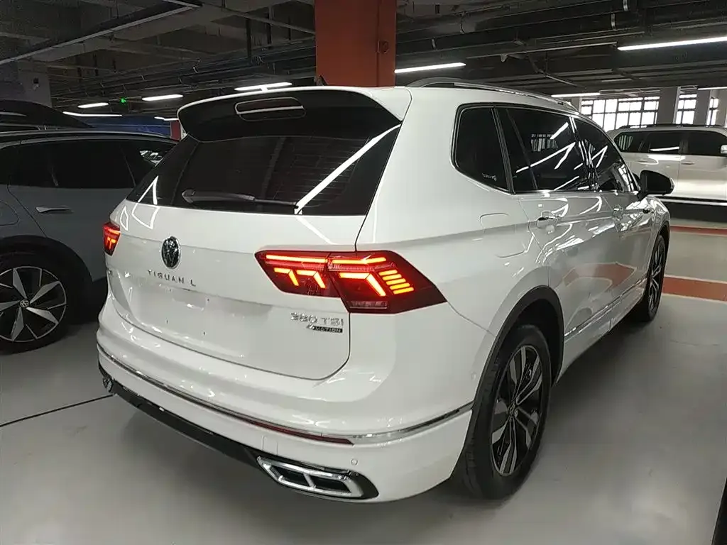 Volkswagen Tiguan L 2022 из CN, фото 7