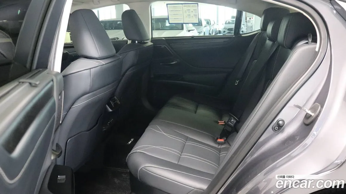Lexus ES 2026 из KR, фото 10