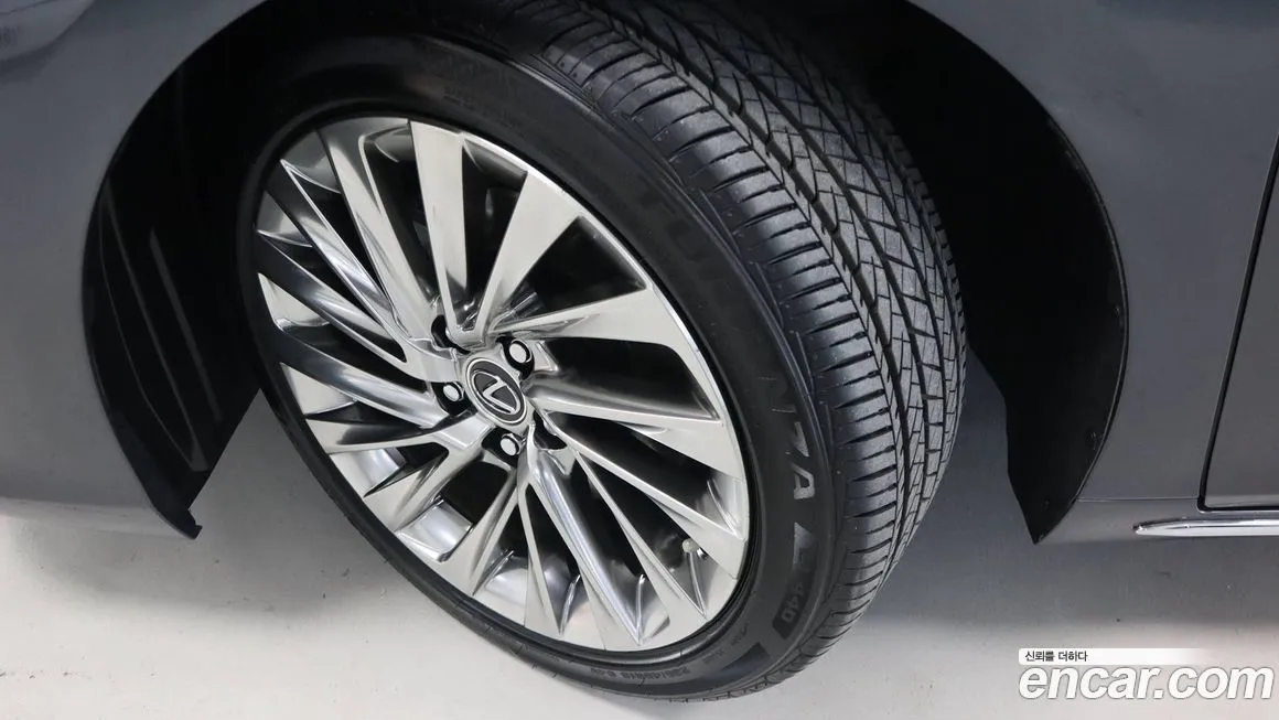 Lexus ES 2026 из KR, фото 6