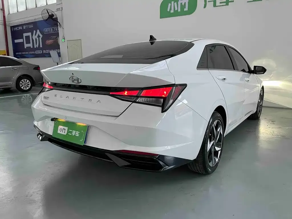 Hyundai Elantra 2022 из CN, фото 5