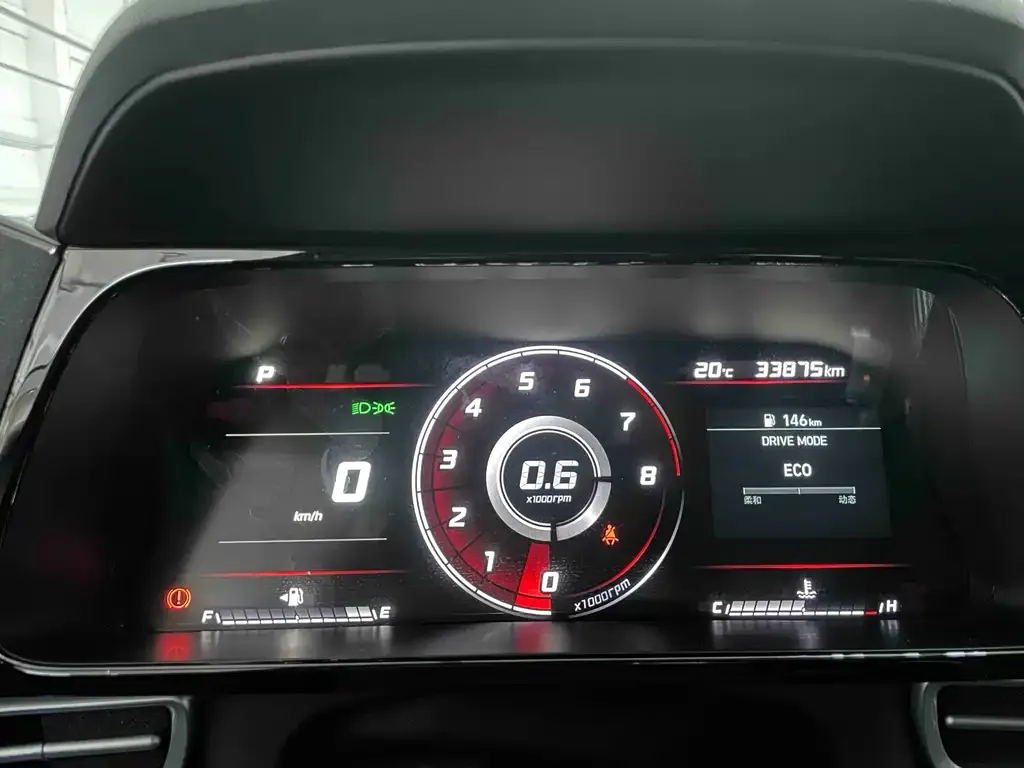 Hyundai Elantra 2022 из CN, фото 7