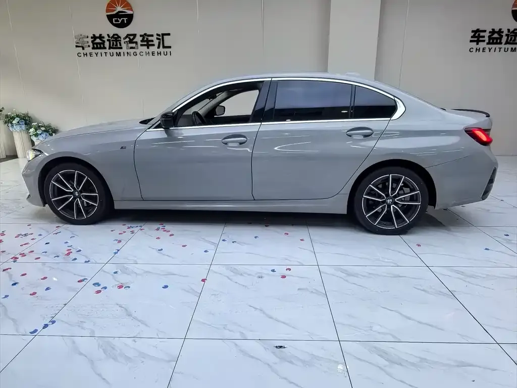 BMW 3 Series 2023 из CN, фото 9