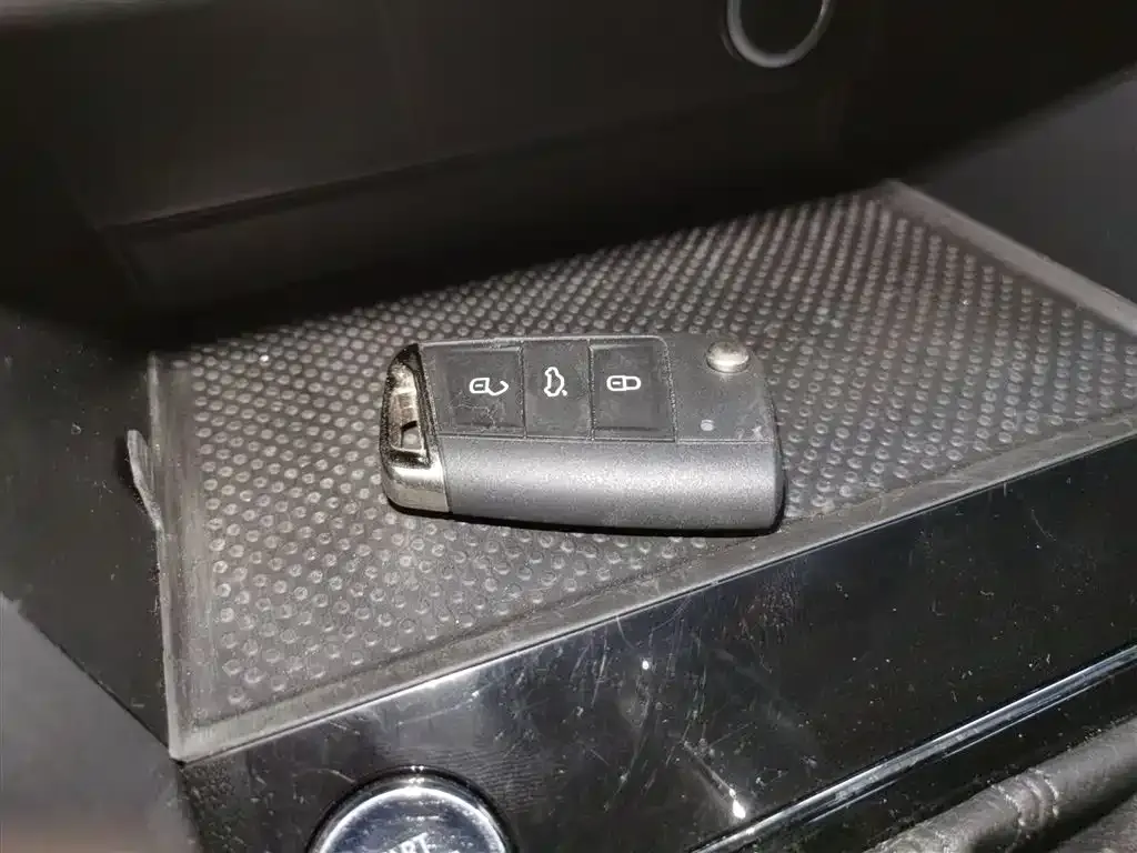 Volkswagen Tharu 2021 из CN, фото 8