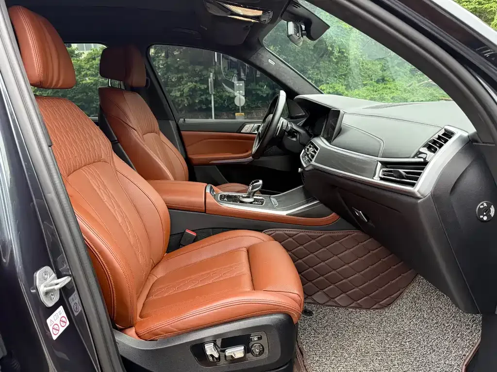 BMW X7 2022 из CN, фото 9
