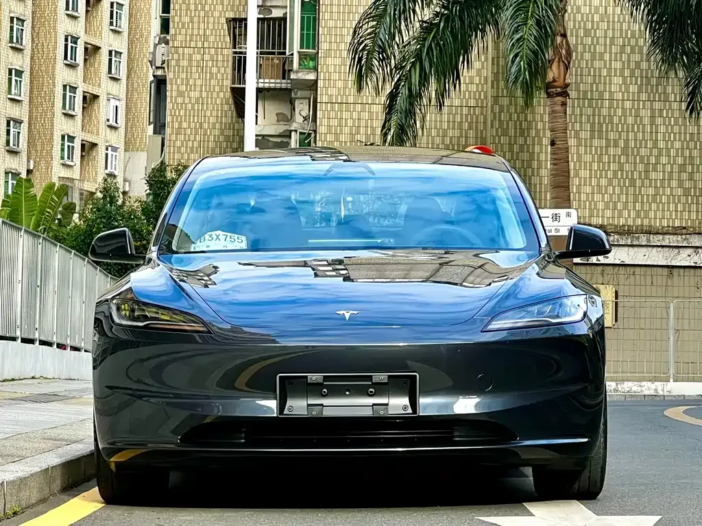 Tesla Model 3 2024 из CN, фото 9