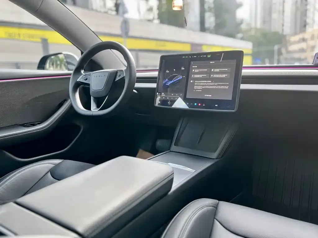 Tesla Model 3 2024 из CN, фото 3