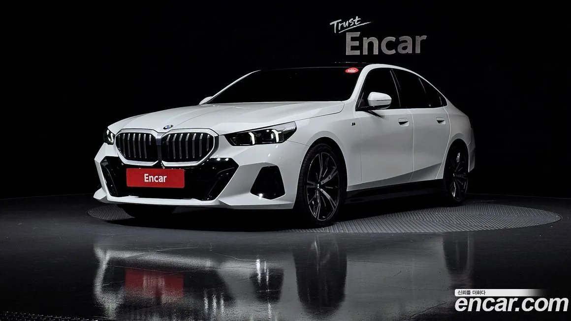 BMW 5-Series 2024 из KR, фото 1