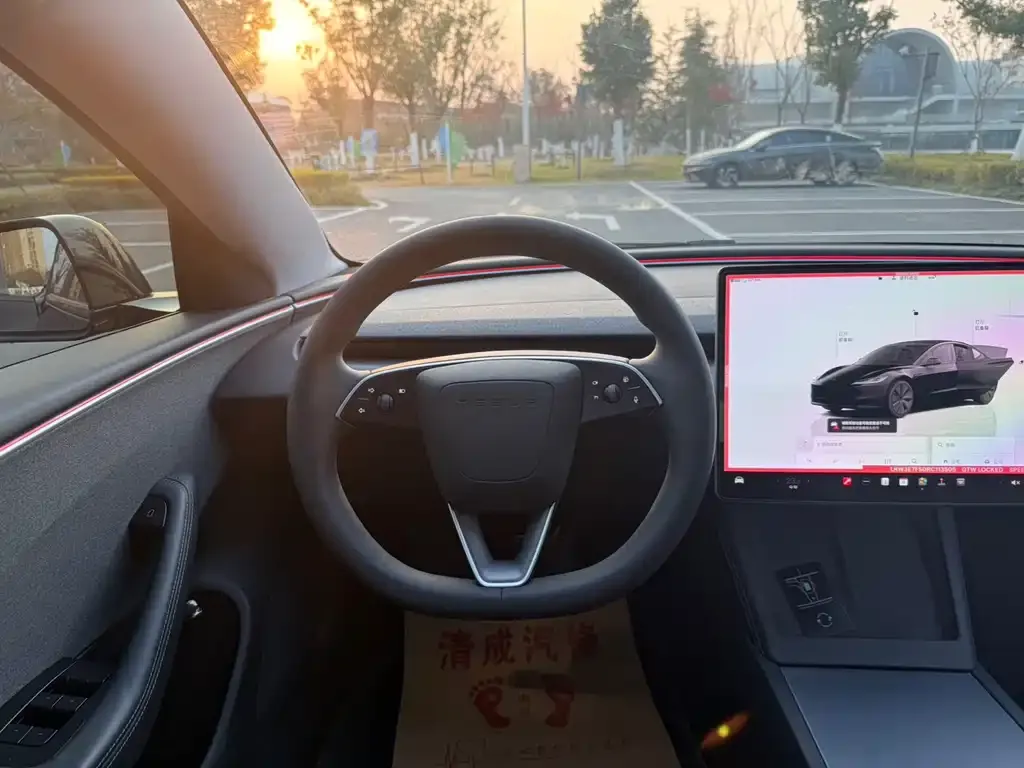 Tesla Model 3 2024 из CN, фото 10