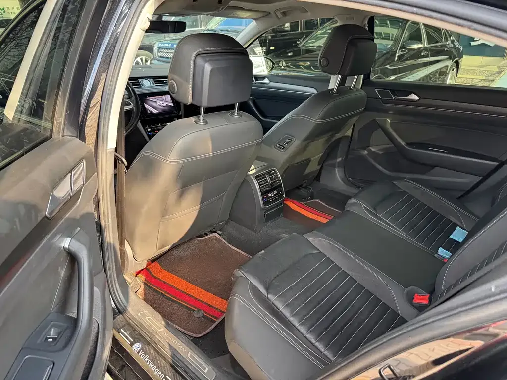 Volkswagen Magotan 2023 из CN, фото 2