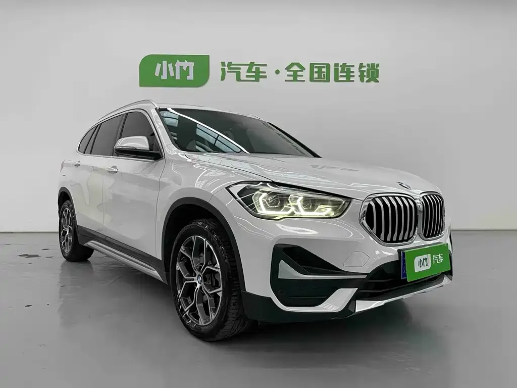 BMW X1 — фото 8