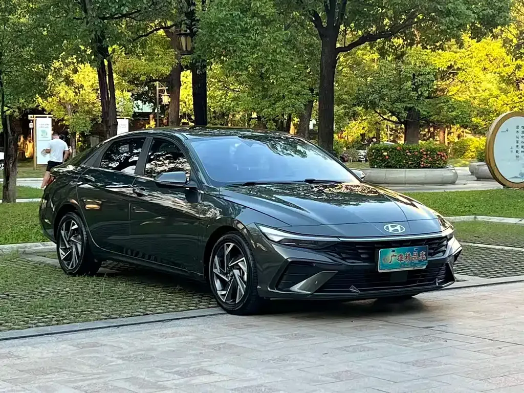 Hyundai Elantra 2024 из CN, фото 3