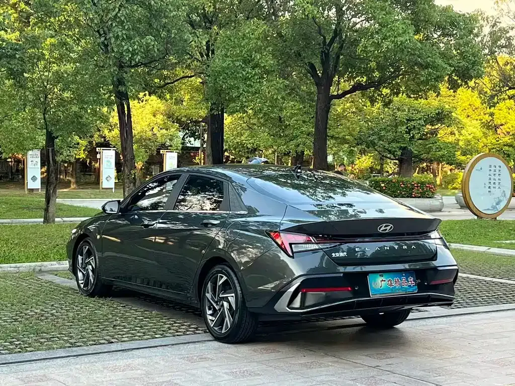 Hyundai Elantra 2024 из CN, фото 4