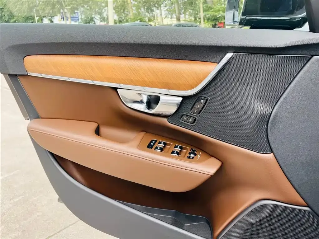 Volvo S90 — фото 10