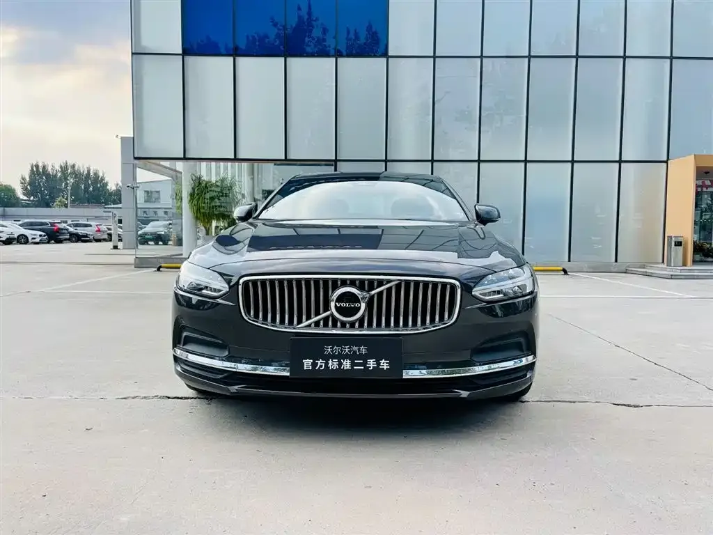 Volvo S90 — фото 3