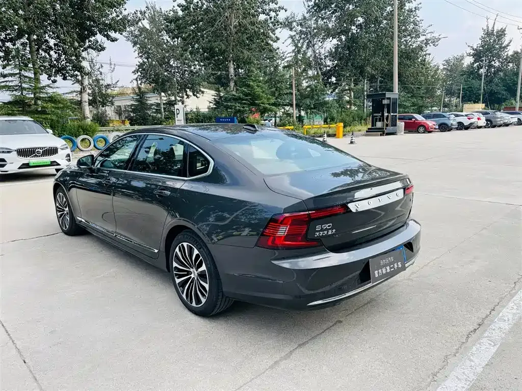 Volvo S90 — фото 6