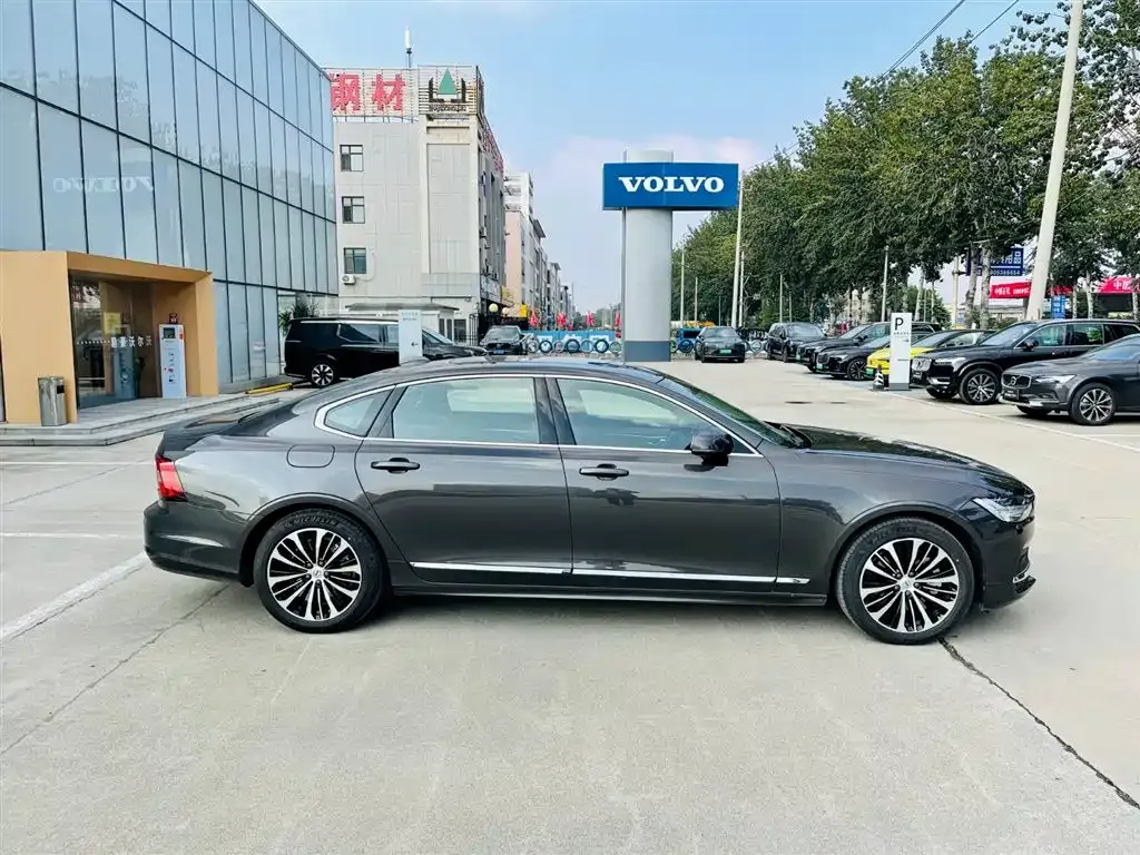 Volvo S90 — фото 4