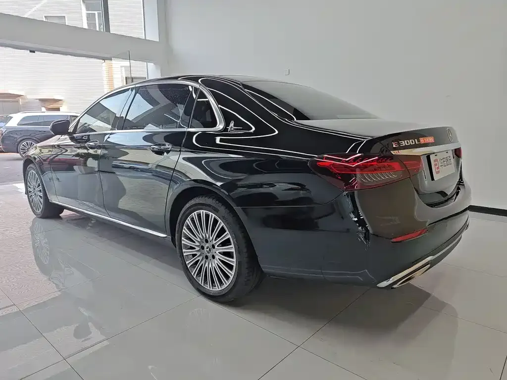 Mercedes-Benz E-Class 2023 из CN, фото 10