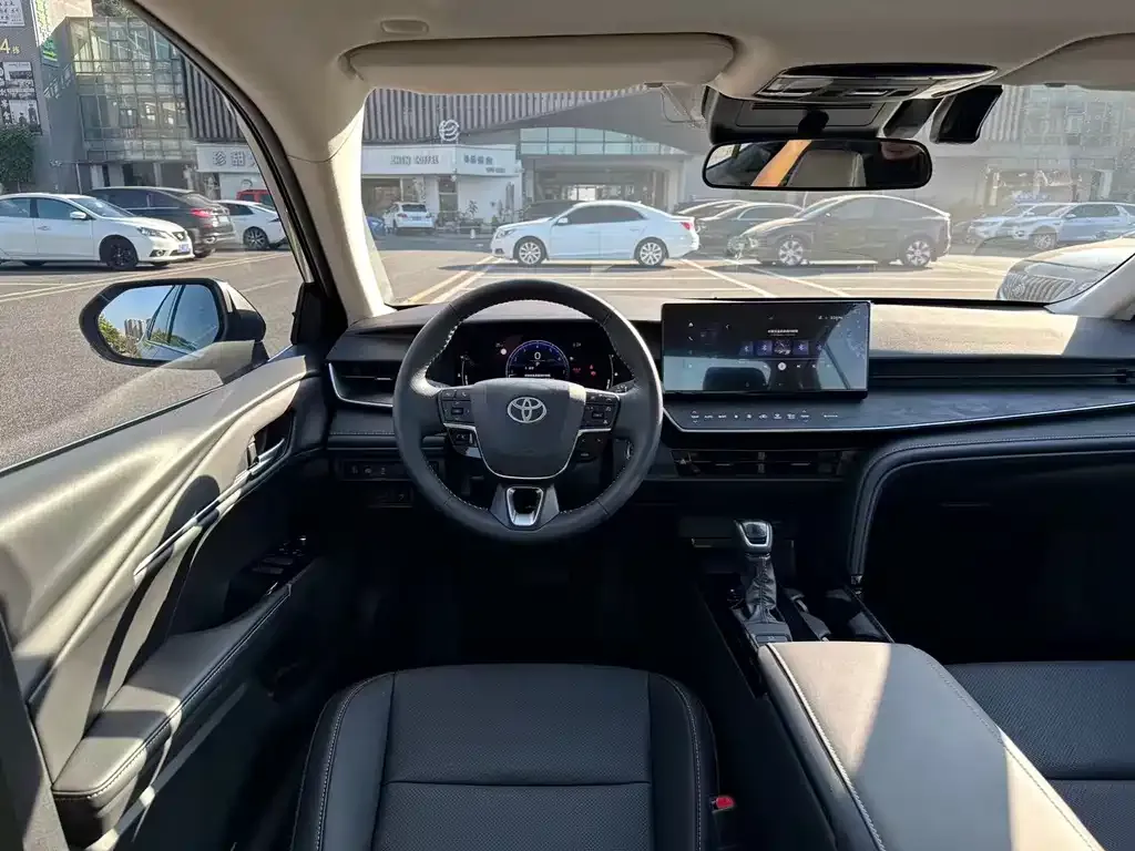 Toyota Camry 2025 из CN, фото 6